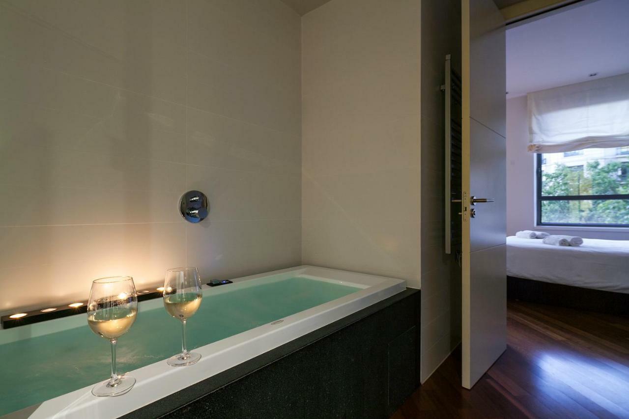 Uma Suites Passeig De Gracia 16 Barcelona Zewnętrze zdjęcie